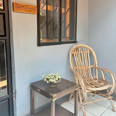 30 Wilson Bed & Breakfast Jinja Exterior photo