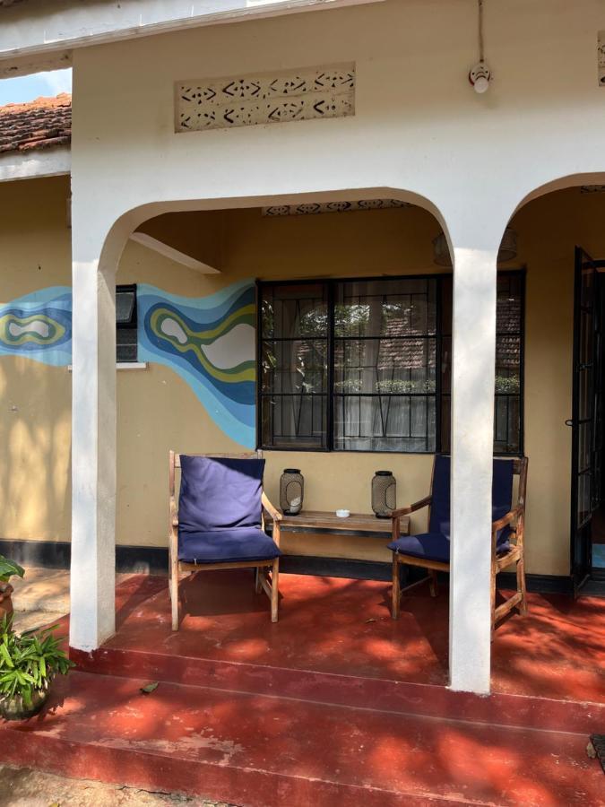 30 Wilson Bed & Breakfast Jinja Exterior photo